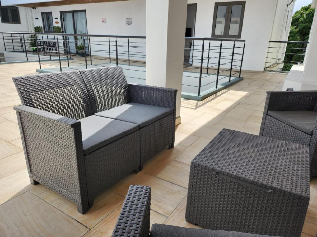 Appart T2 Piscine Et Fitness Grand Baie Exterior foto
